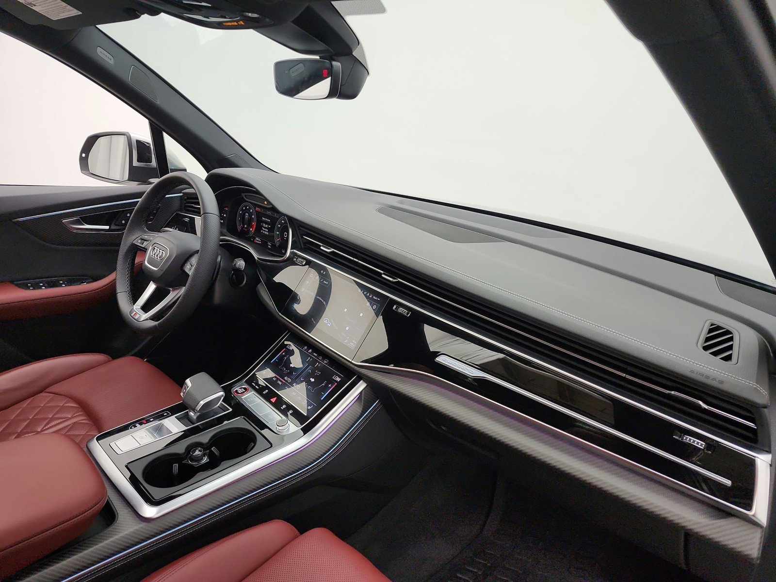 Used 2025 Audi SQ7 Premium Plus w/ S Sport Package AWD/4WD image 18