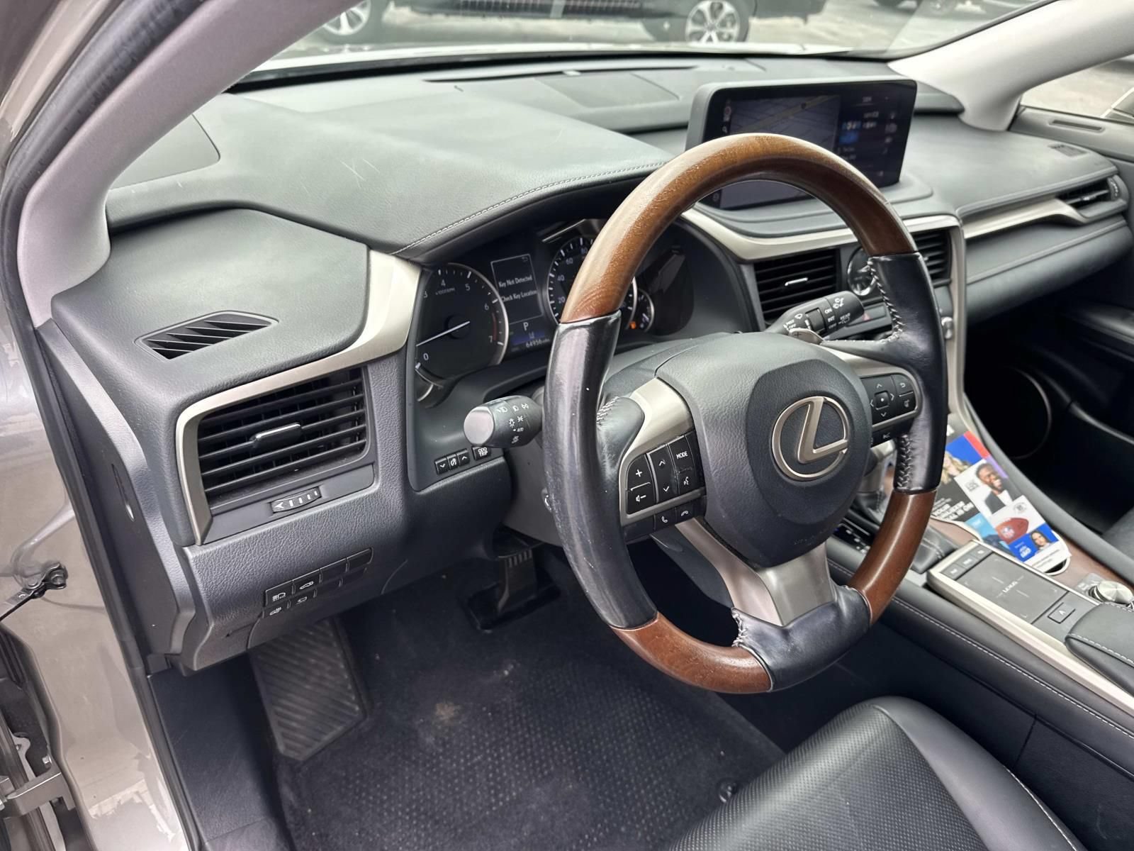 Used 2021 Lexus RX 350L FWD w/ Premium Package image 18