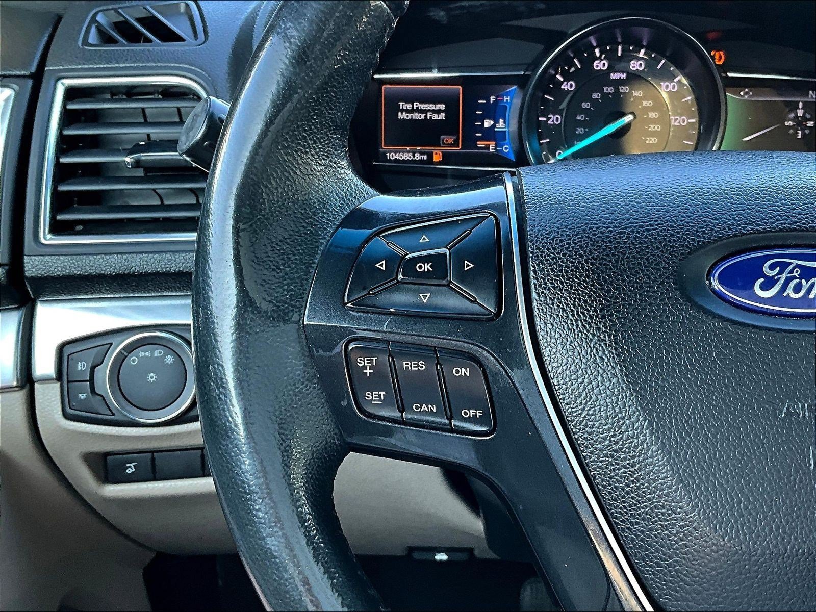 Used 2018 Ford Explorer Limited FWD image 11