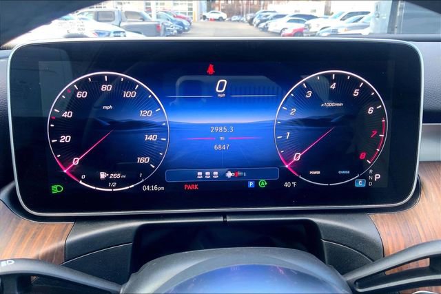 Used 2025 Mercedes-Benz C 300 4MATIC Sedan image 22
