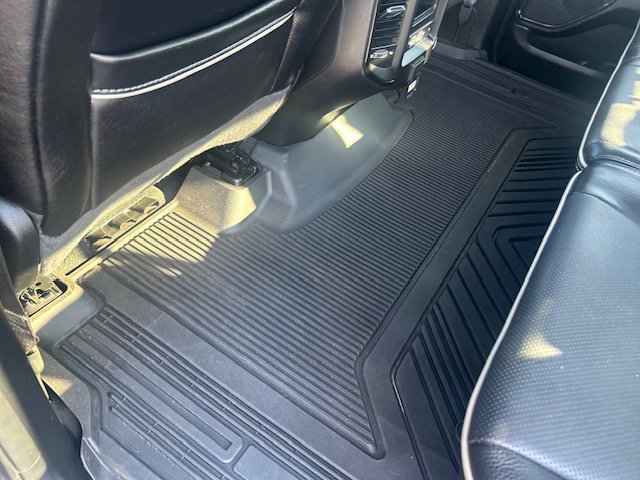 Used 2022 RAM 1500 Limited w/ Body Color Bumper Group image 12