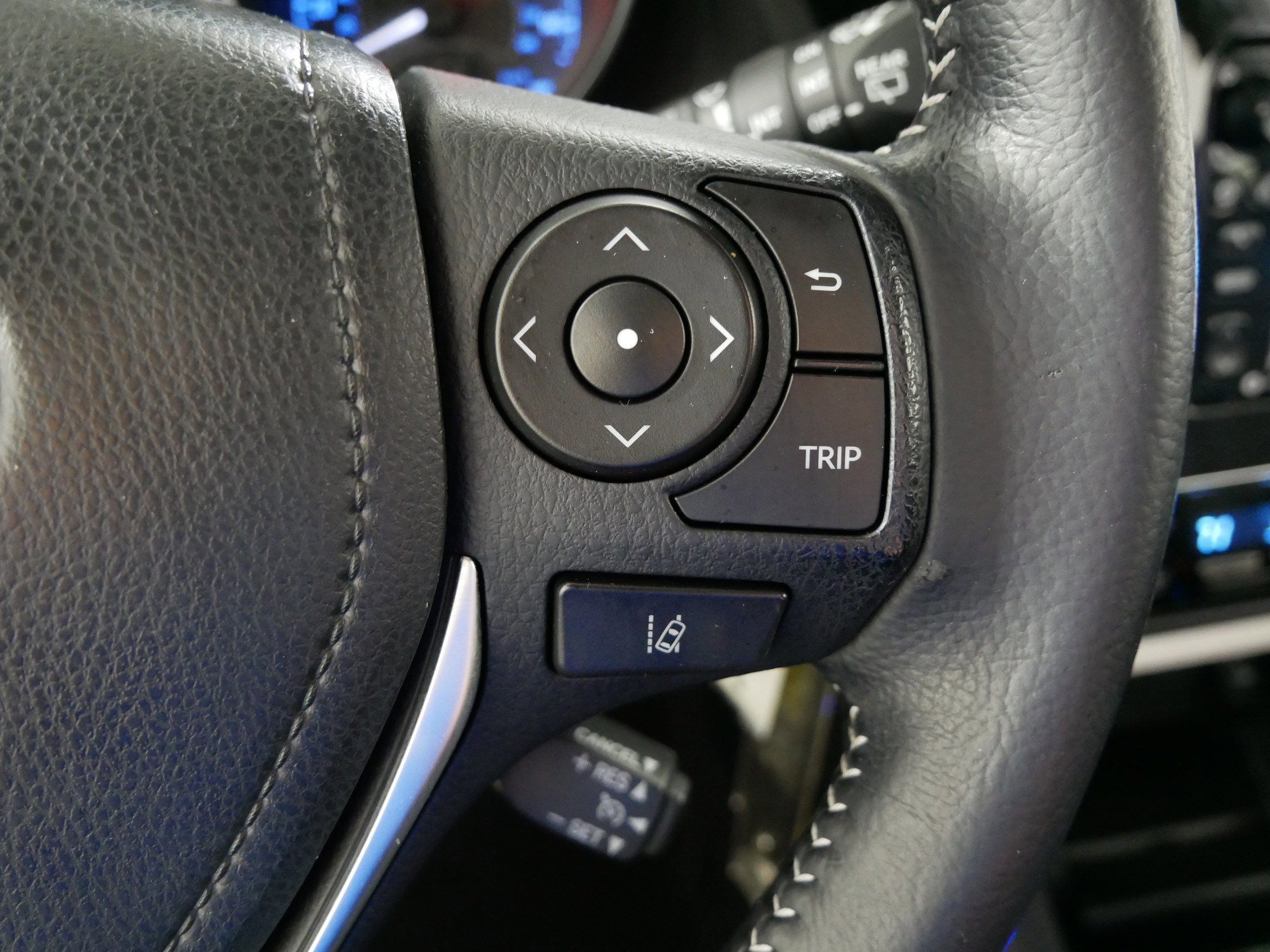 Used 2017 Toyota Corolla iM image 28