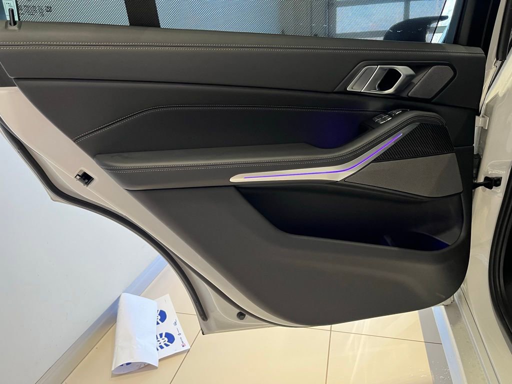 Used 2024 BMW X7 M60i w/ Executive Package AWD/4WD image 27