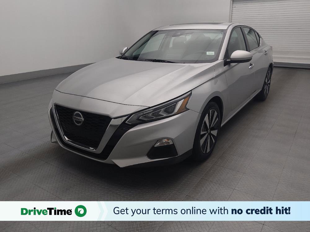Used 2022 Nissan Altima 2.5 SV w/ SV Premium Package