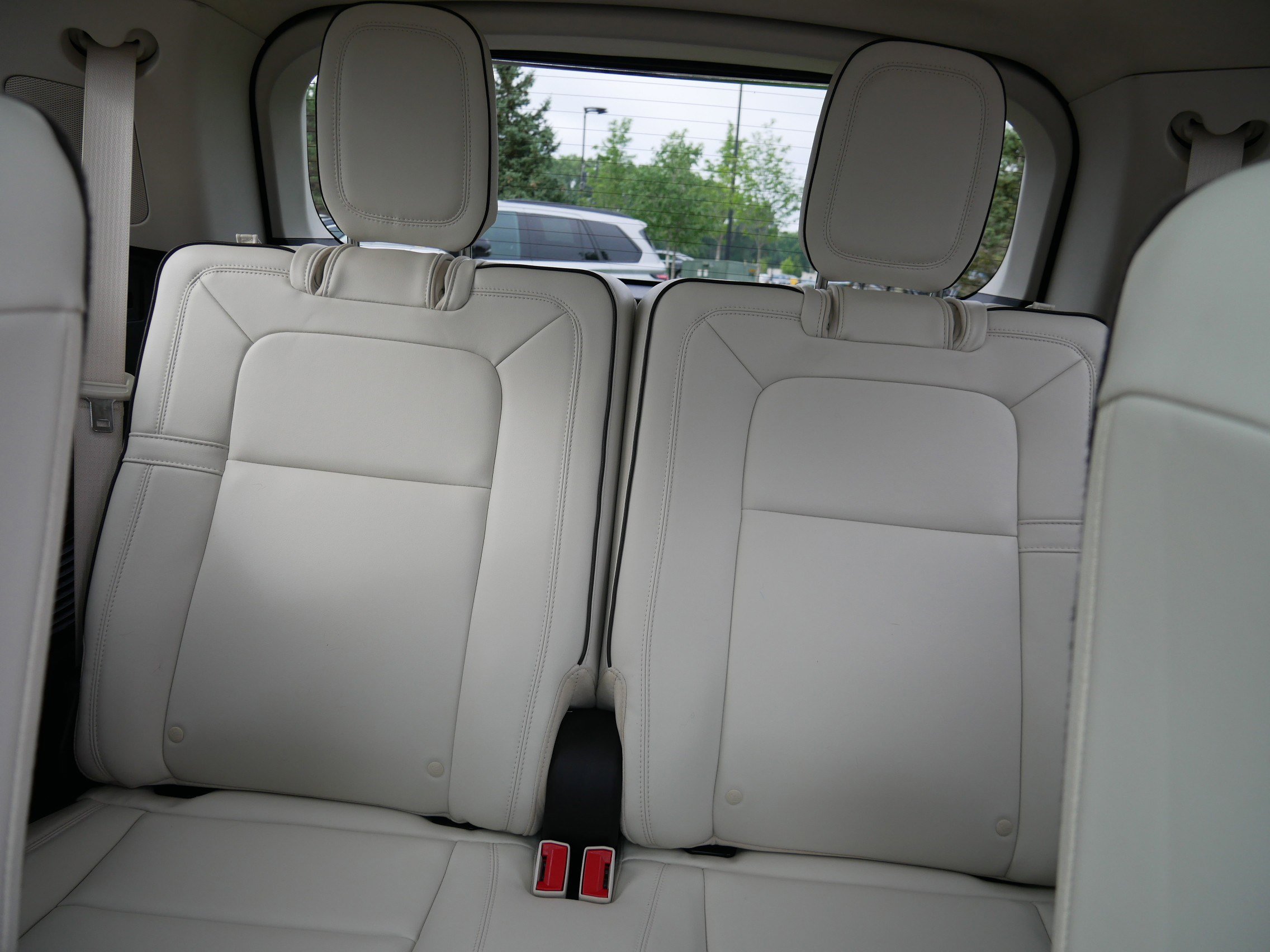 Used 2023 Lincoln Aviator Black Label w/ Dynamic Handling Package image 18