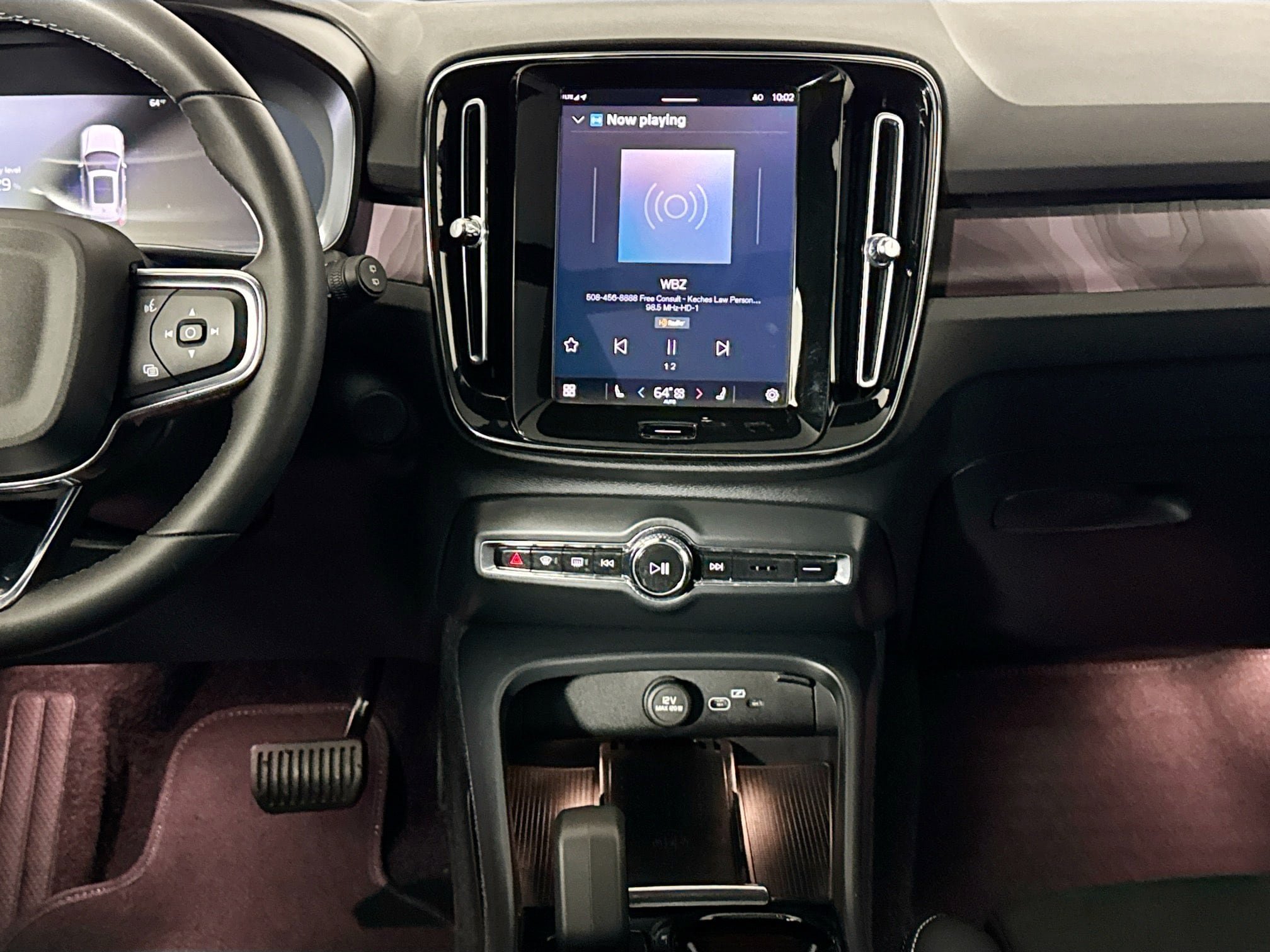 Used 2023 Volvo XC40 Recharge Plus AWD/4WD image 27