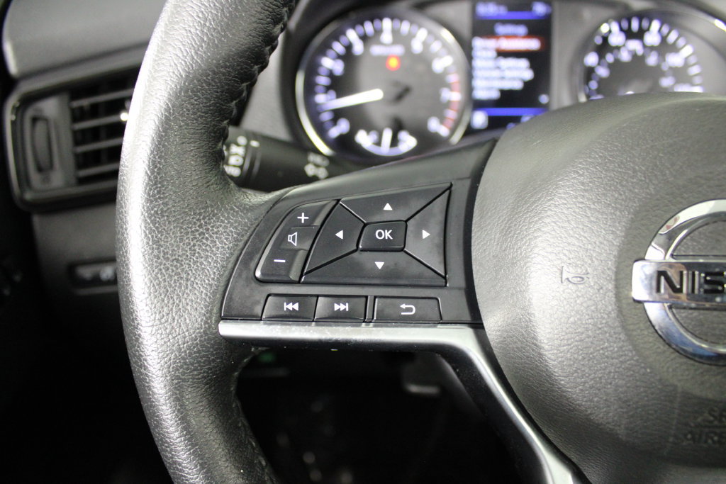 Certified 2020 Nissan Rogue SV w/ Premium Package AWD/4WD image 25
