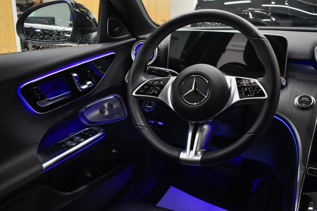 Certified 2026 Mercedes-Benz C 300 4MATIC Sedan image 24