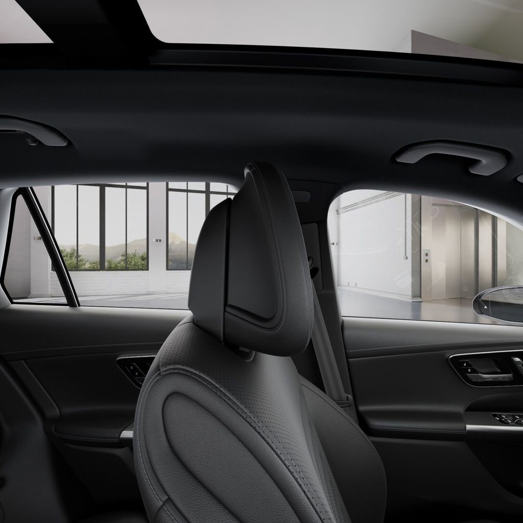 New 2026 Mercedes-Benz GLC 43 AMG 4MATIC image 43