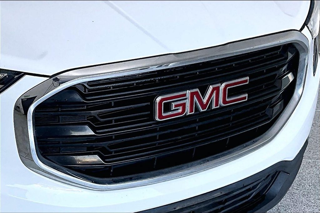 Used 2020 GMC Terrain SLE FWD image 35