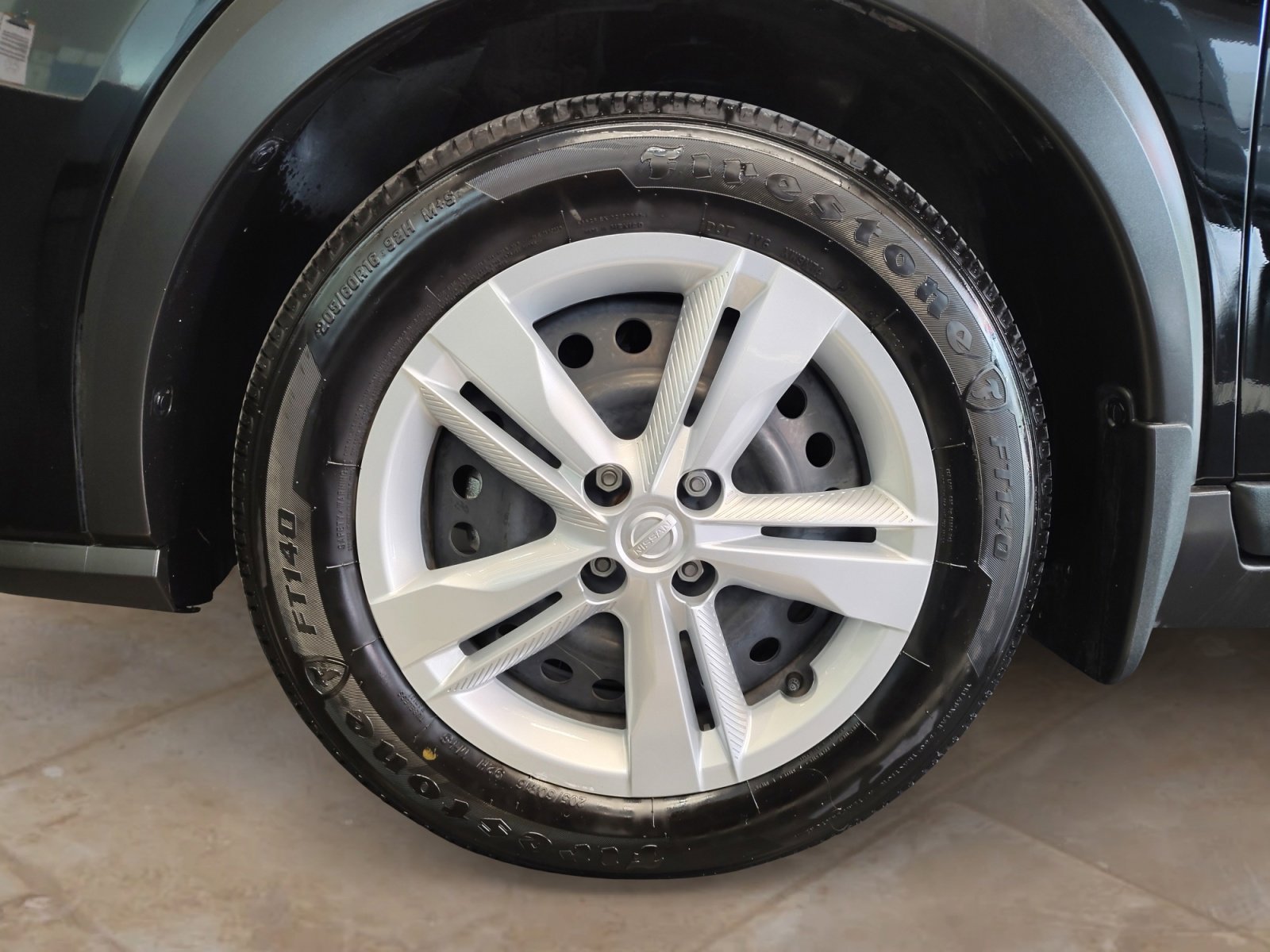 Certified 2025 Nissan Kicks Play S FWD image 27