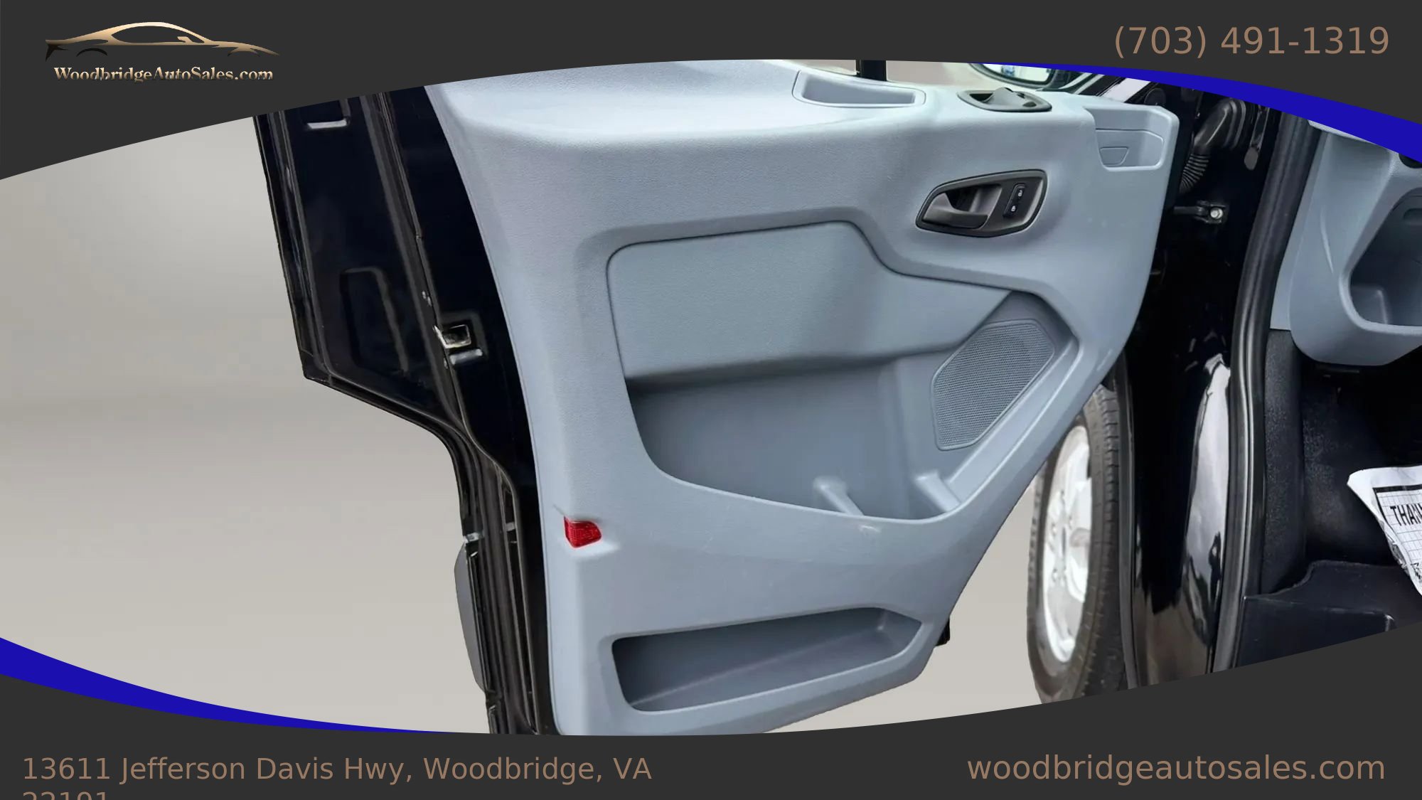 Used 2018 Ford Transit 250 148 High Roof RWD image 9