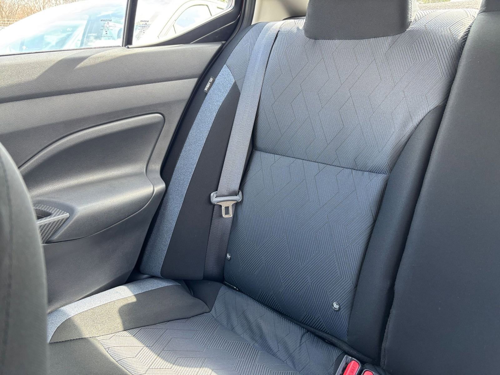 Used 2025 Nissan Versa SV image 37