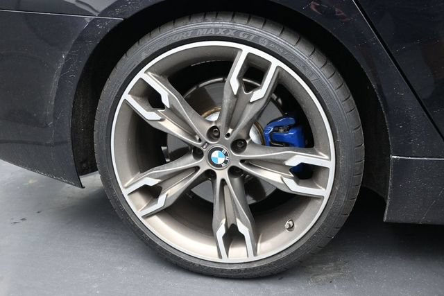 Used 2018 BMW M550i xDrive AWD/4WD image 39