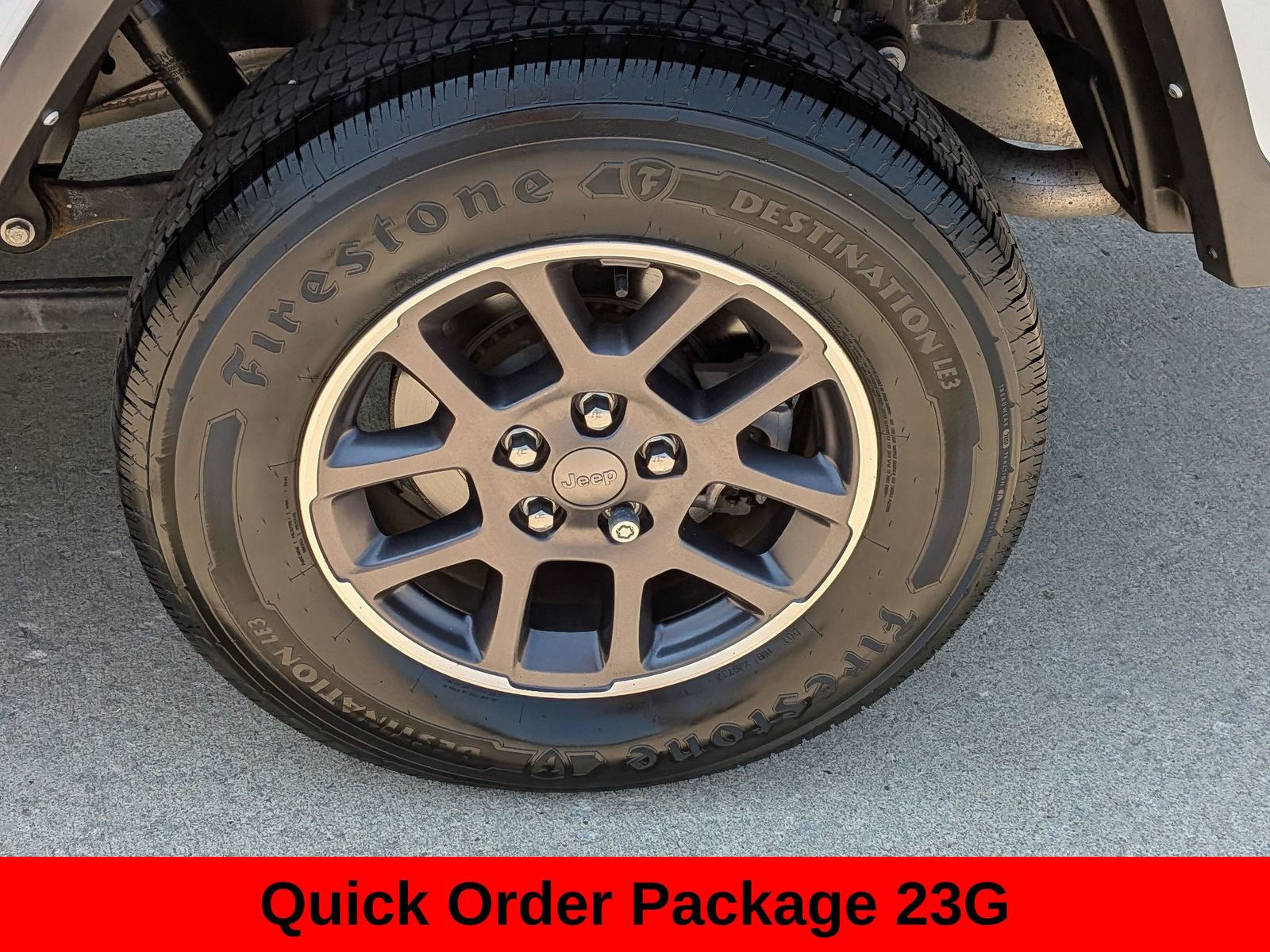 Used 2022 Jeep Gladiator Overland w/ Trailer Tow Package AWD/4WD image 12