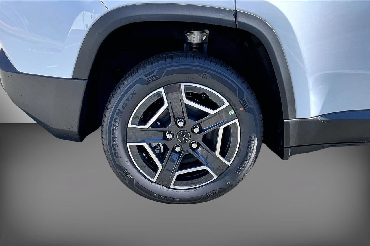 New 2026 Jeep Cherokee Laredo AWD/4WD image 32