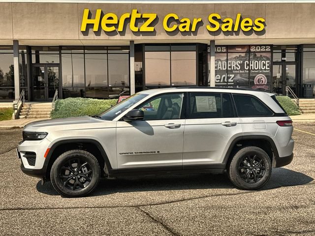 Used 2024 Jeep Grand Cherokee Altitude
