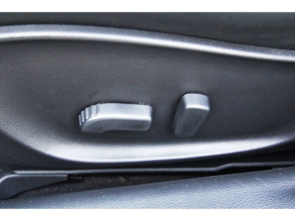 Used 2012 INFINITI G37 x Sedan w/ Premium Pkg AWD/4WD image 32