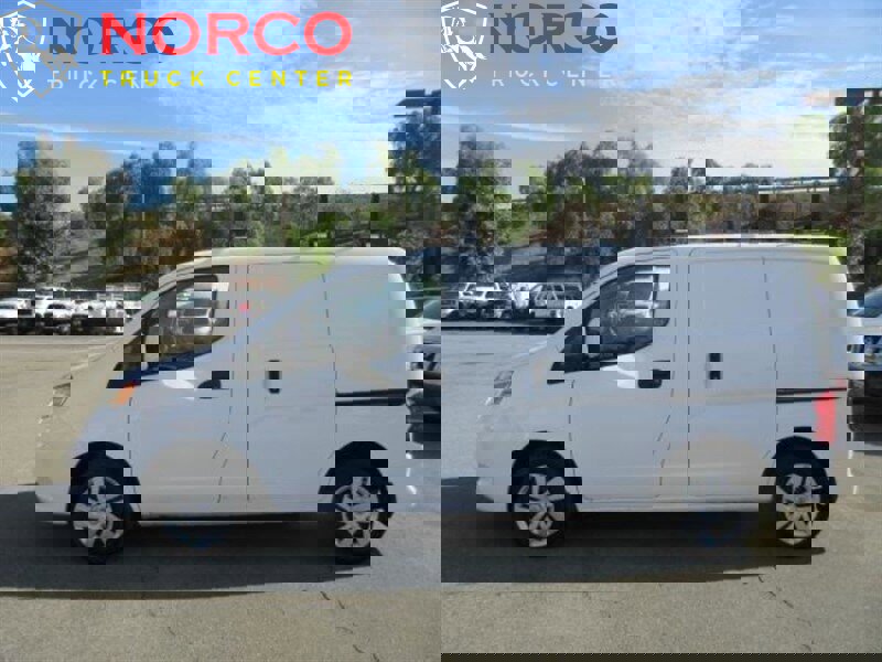 Used 2017 Nissan NV200 SV image 9