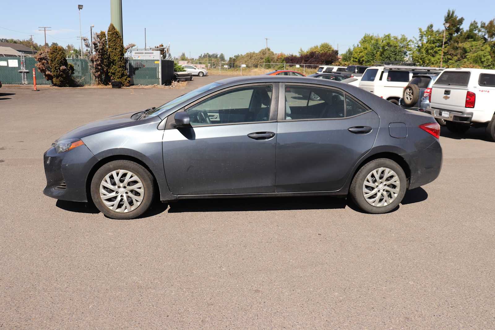 Used 2019 Toyota Corolla LE FWD image 8