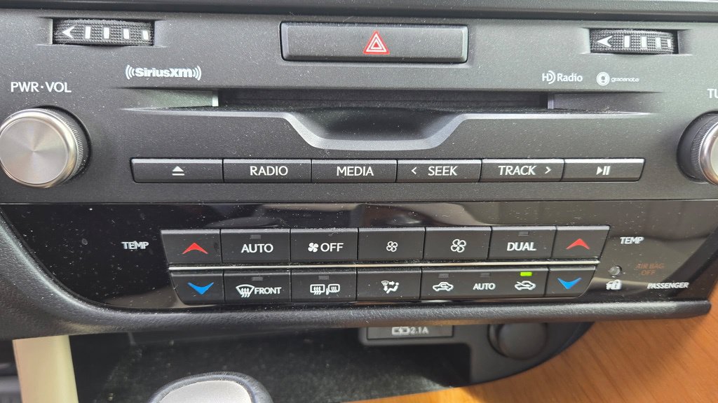 Certified 2022 Lexus RX 350 FWD w/ Premium Package image 27