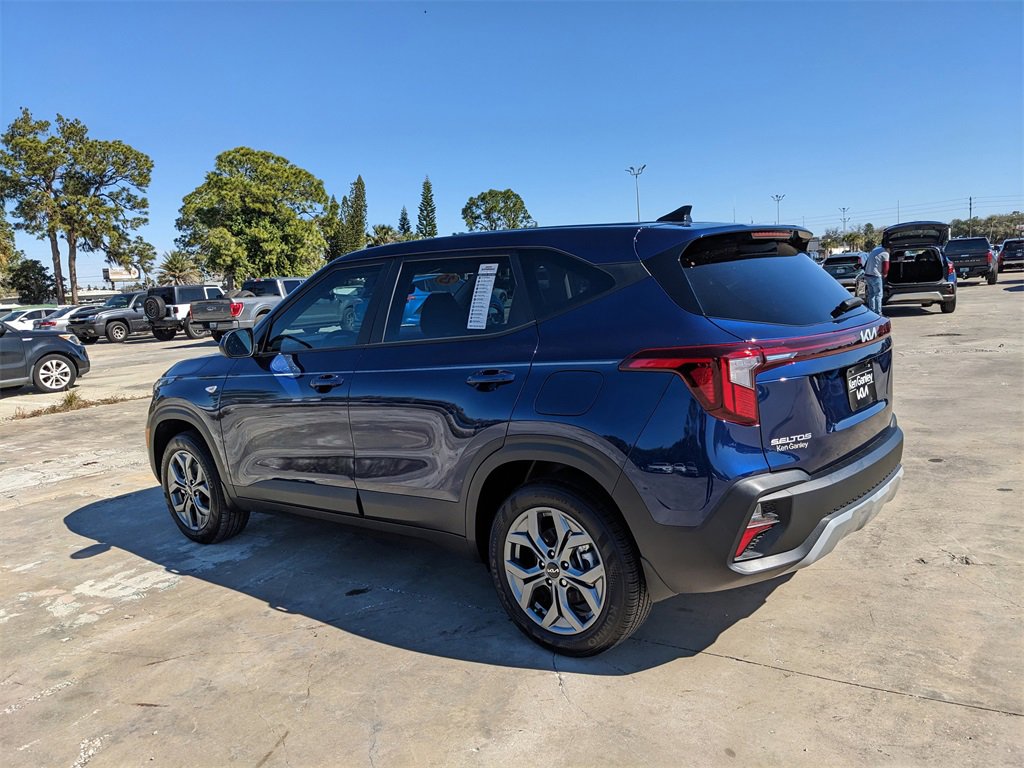 Certified 2025 Kia Seltos LX image 7
