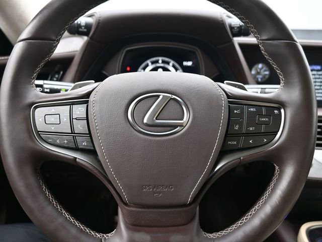 Used 2018 Lexus LS 500 image 36