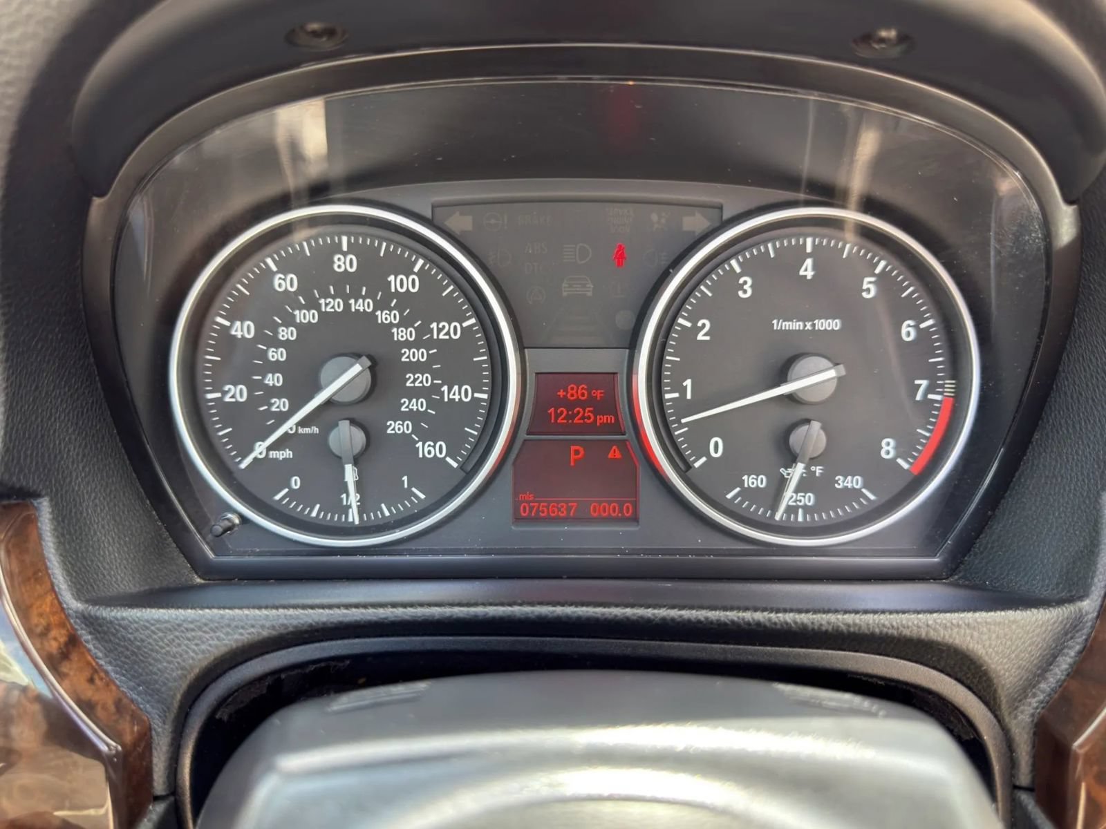 Used 2011 BMW 335i Convertible w/ Premium Pkg RWD image 19