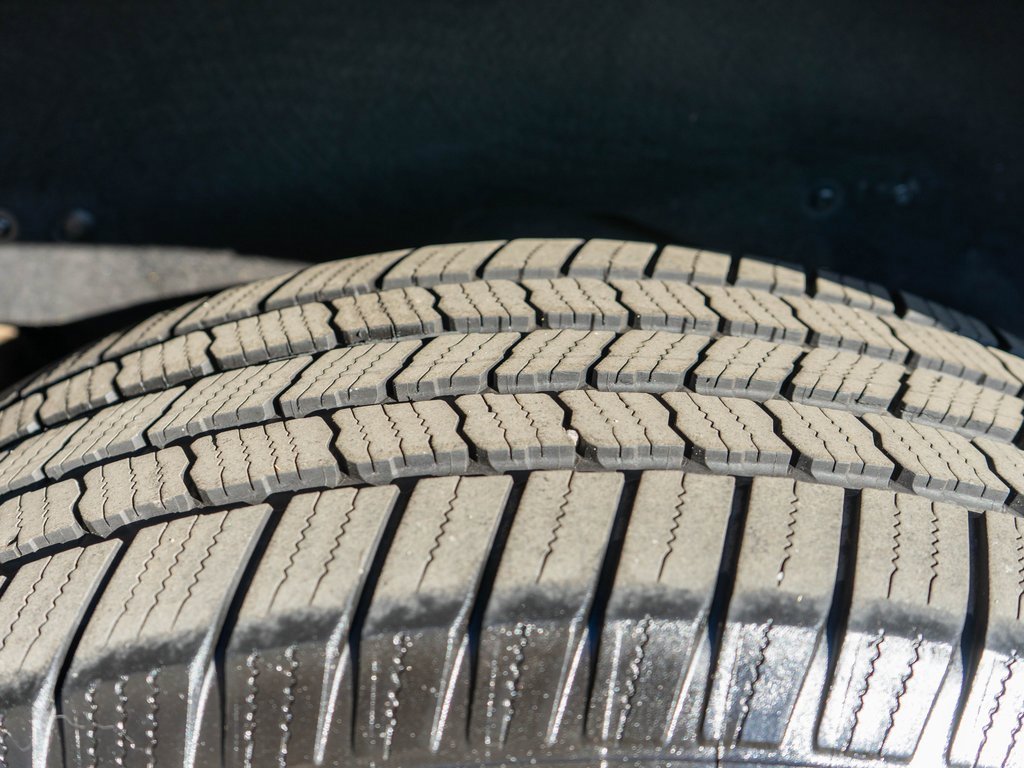 Used 2019 GMC Yukon SLT w/ HD Trailering Package image 40