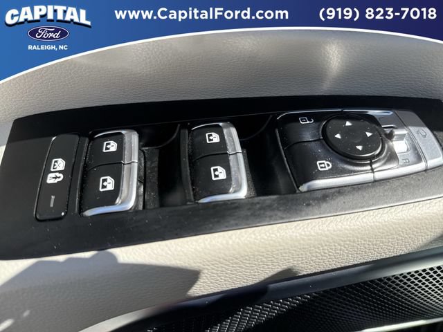 Used 2024 Kia Telluride SX Prestige w/ Towing Package AWD/4WD image 21