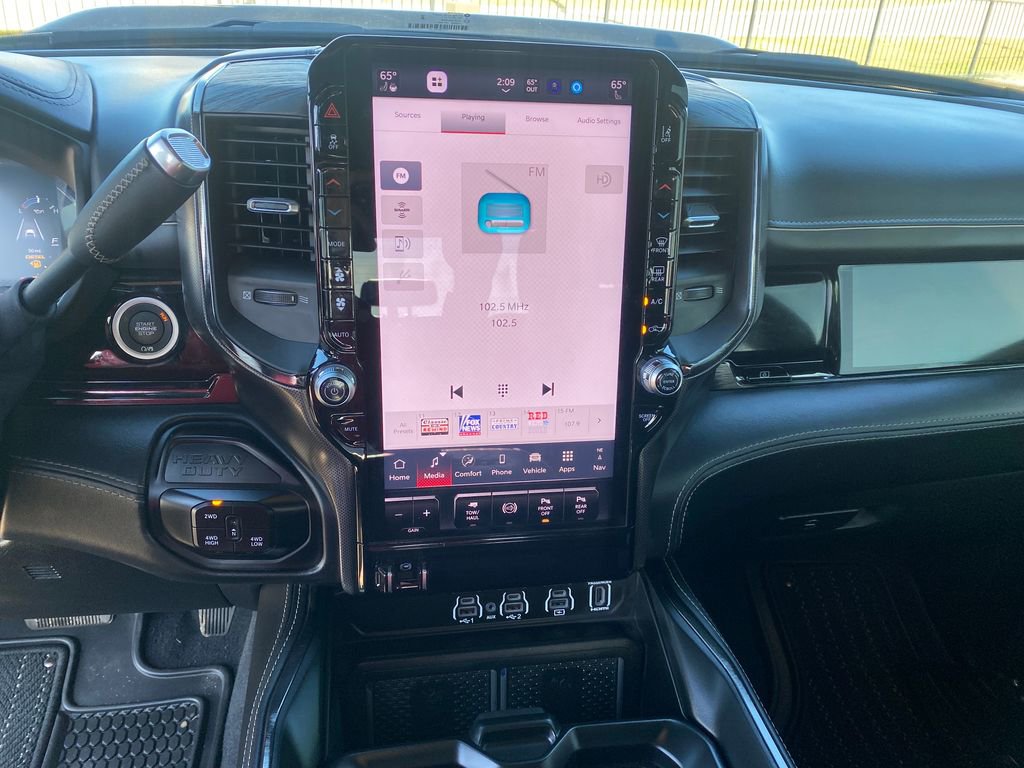 Used 2025 RAM 3500 Limited image 20