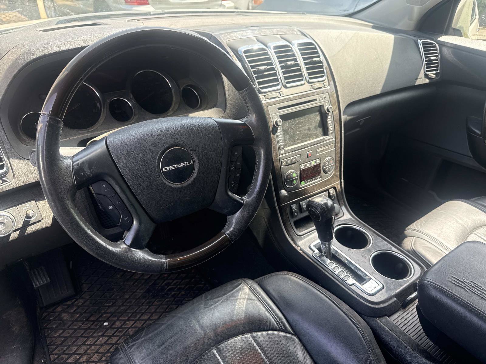 Used 2012 GMC Acadia Denali FWD image 4
