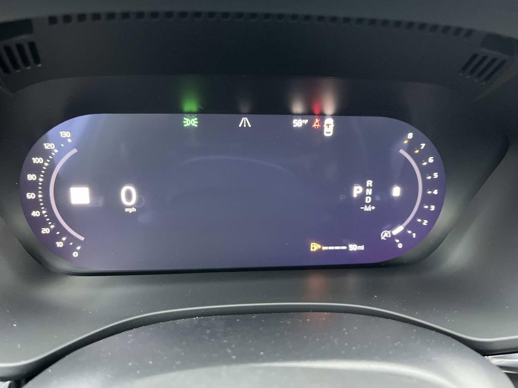 New 2026 Volvo XC60 B5 Plus w/ Protection Package Premier image 34