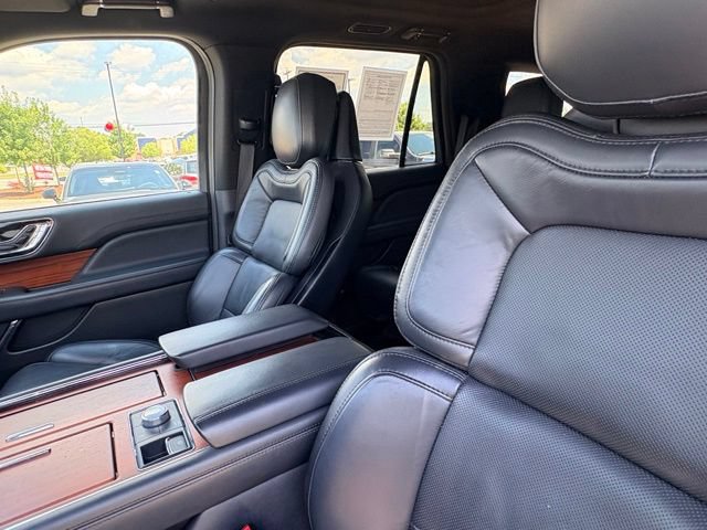 Used 2024 Lincoln Navigator Reserve AWD/4WD image 19
