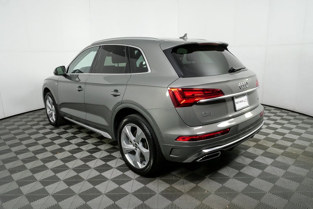Used 2023 Audi Q5 2.0T Premium Plus w/ Premium Plus Package image 29