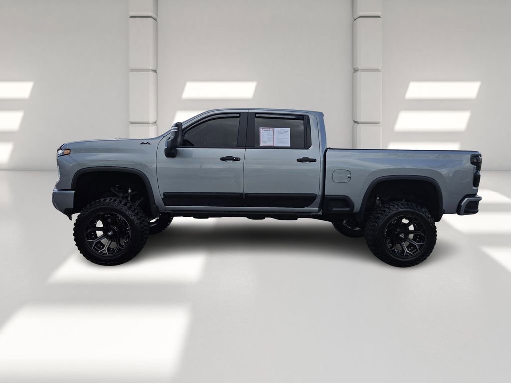 Used 2024 Chevrolet Silverado 2500 High Country w/ High Country Premium Package image 7