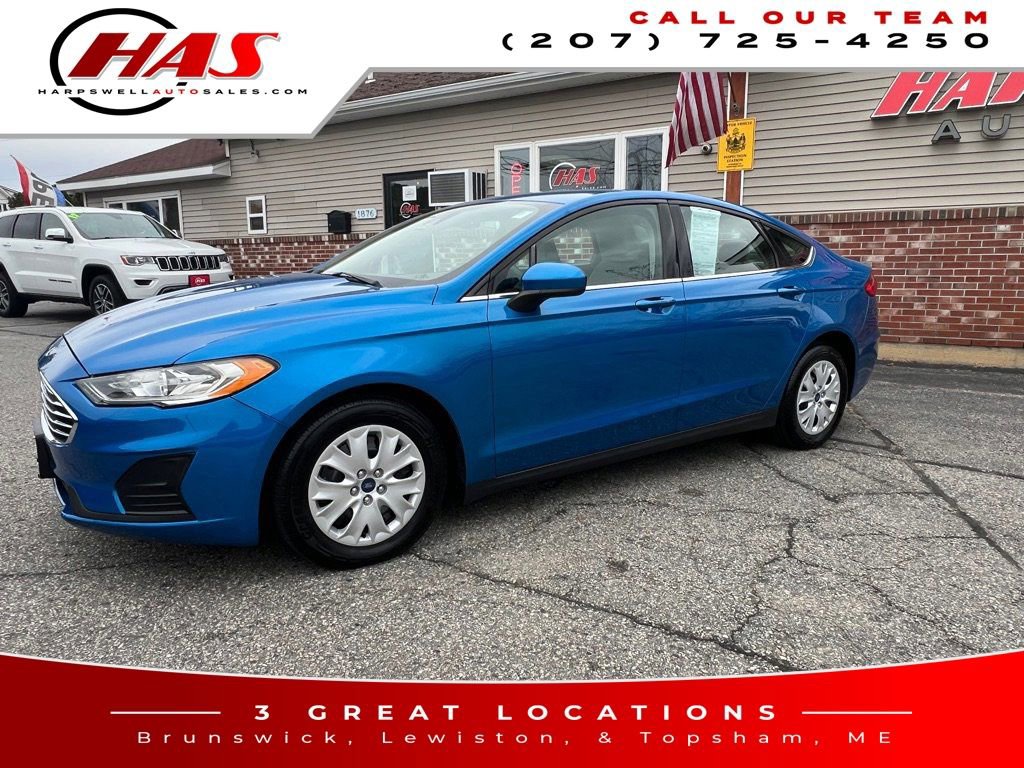 Used 2020 Ford Fusion S image 2