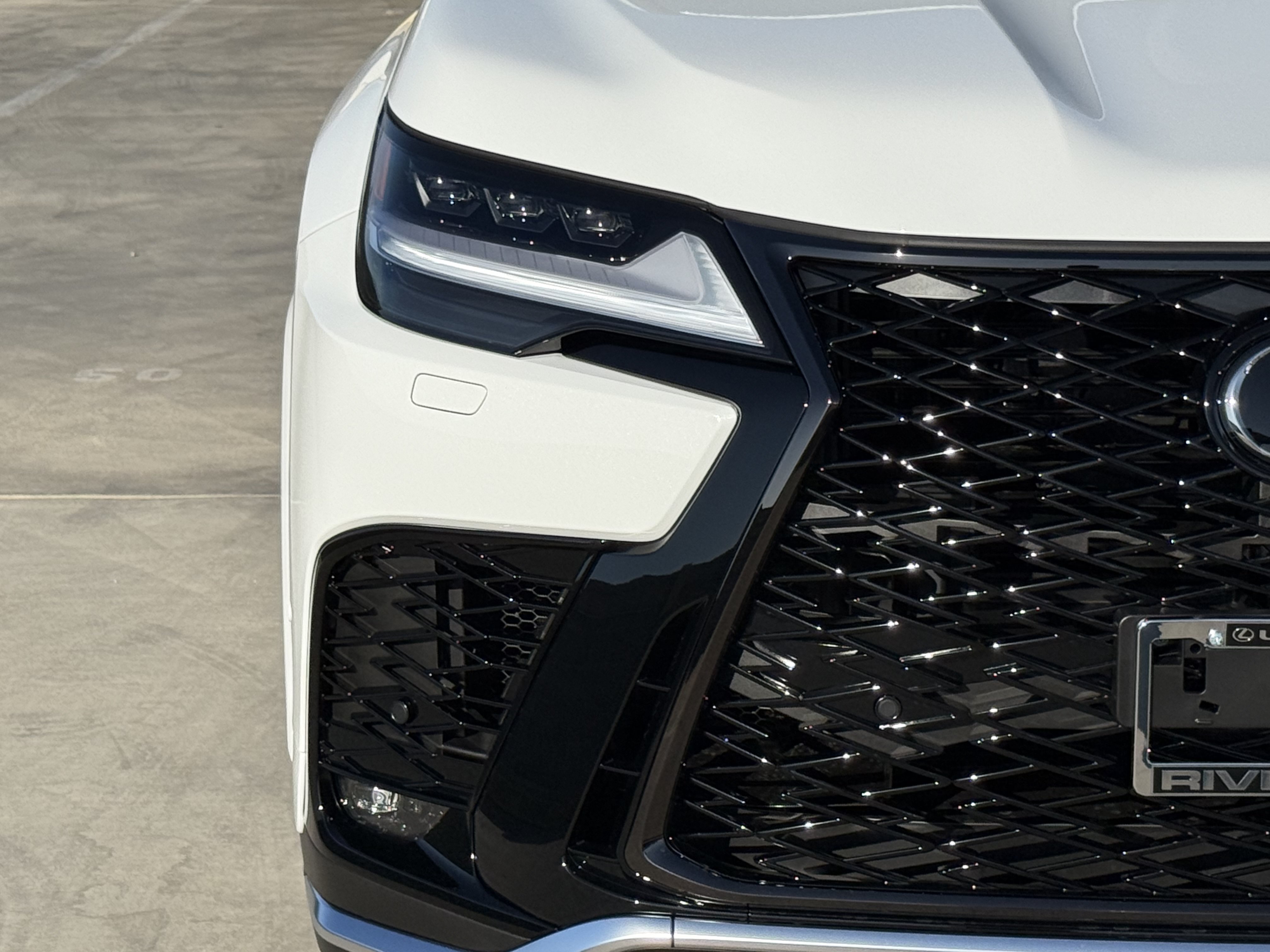New 2026 Lexus LX 700h F Sport AWD/4WD image 7