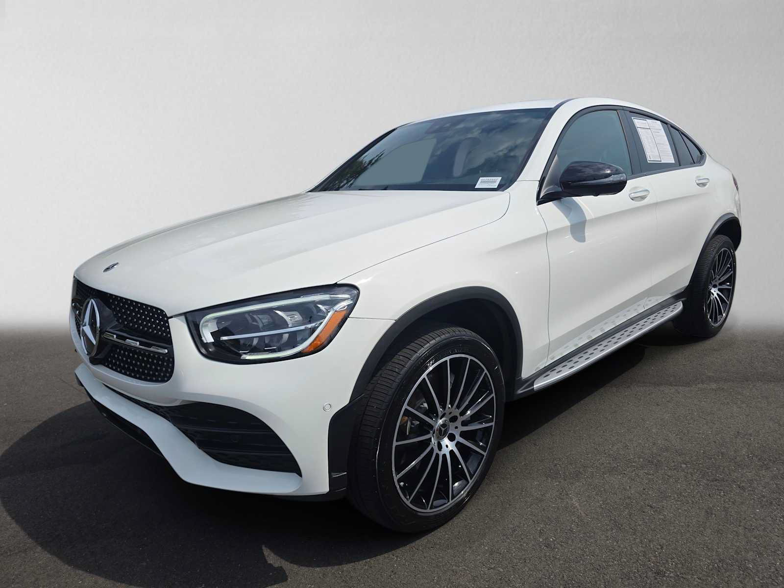 Used 2022 Mercedes-Benz GLC 300 4MATIC Coupe image 7