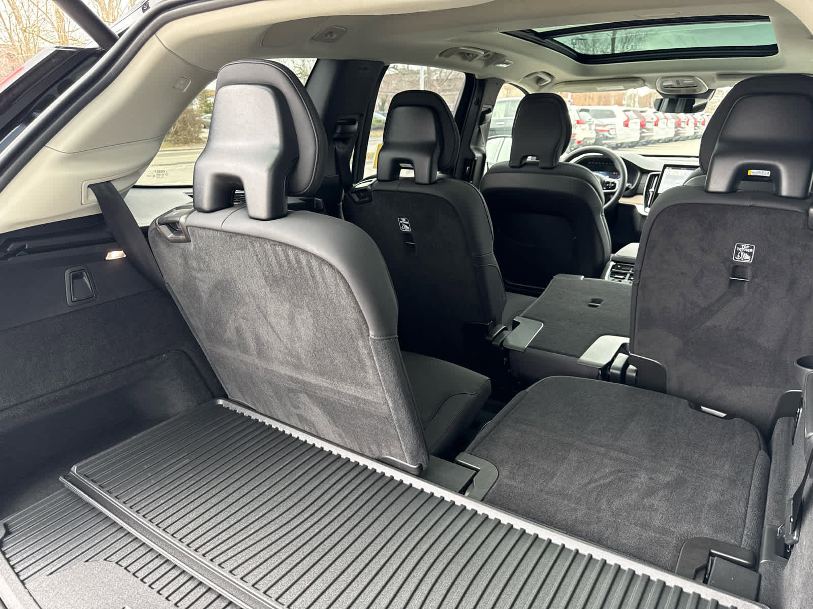 Used 2026 Volvo XC90 B6 Plus image 22