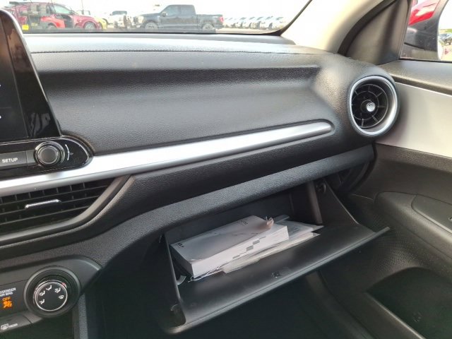 Used 2023 Kia Forte LXS image 27