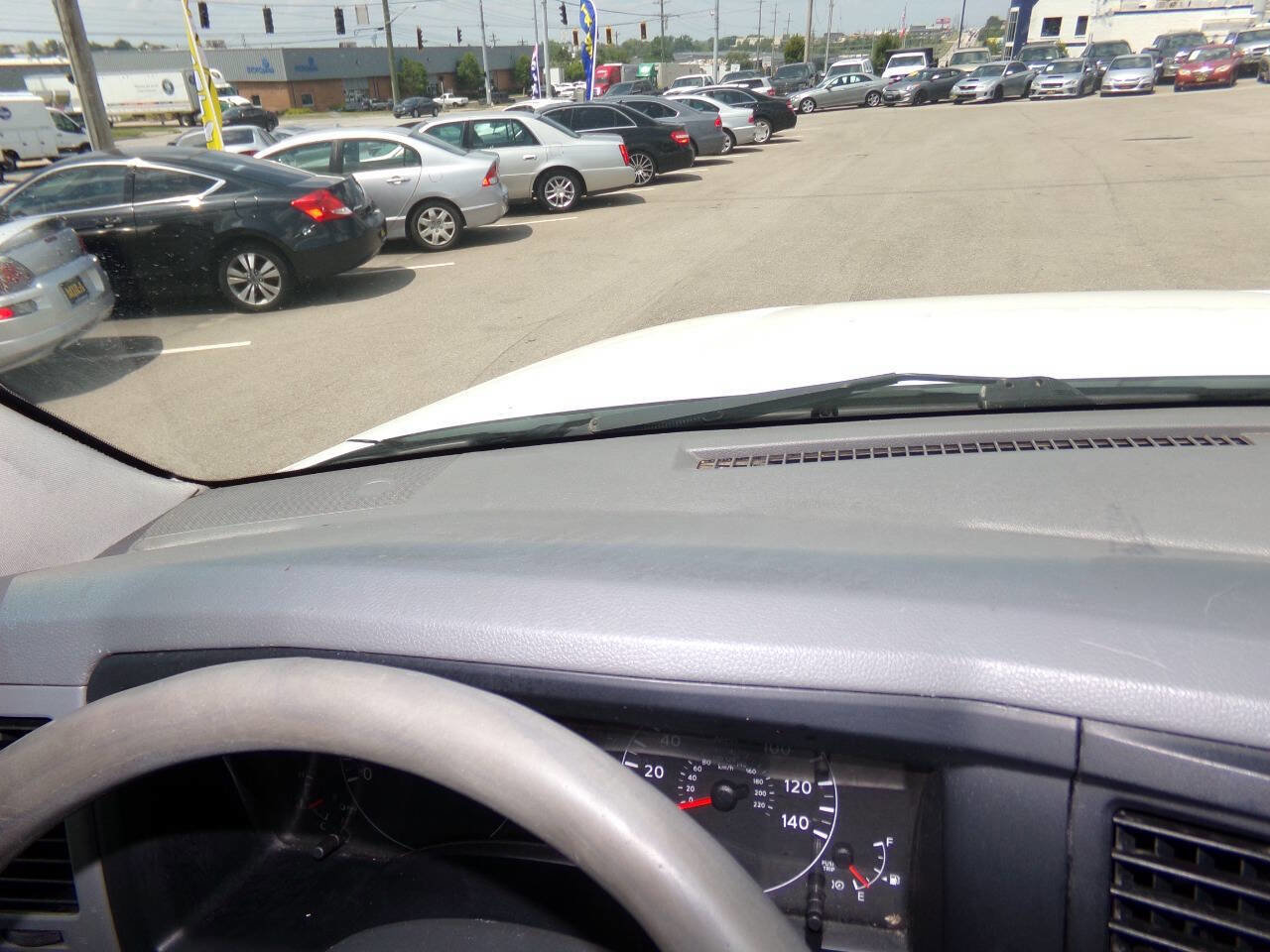 Used 2016 Nissan NV 2500 SL w/ Technology Package image 40