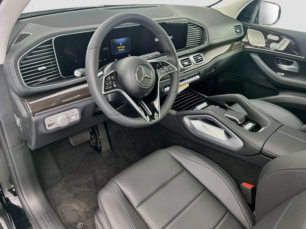 New 2026 Mercedes-Benz GLS 450 4MATIC image 9