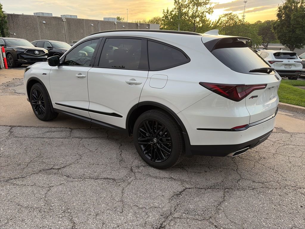 Used 2025 Acura MDX A-Spec AWD/4WD image 7