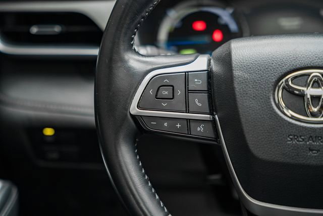 Used 2022 Toyota Highlander XLE image 36