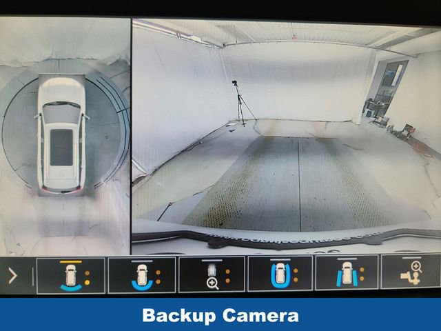 Used 2019 GMC Terrain Denali w/ Advanced Safety Package FWD image 16