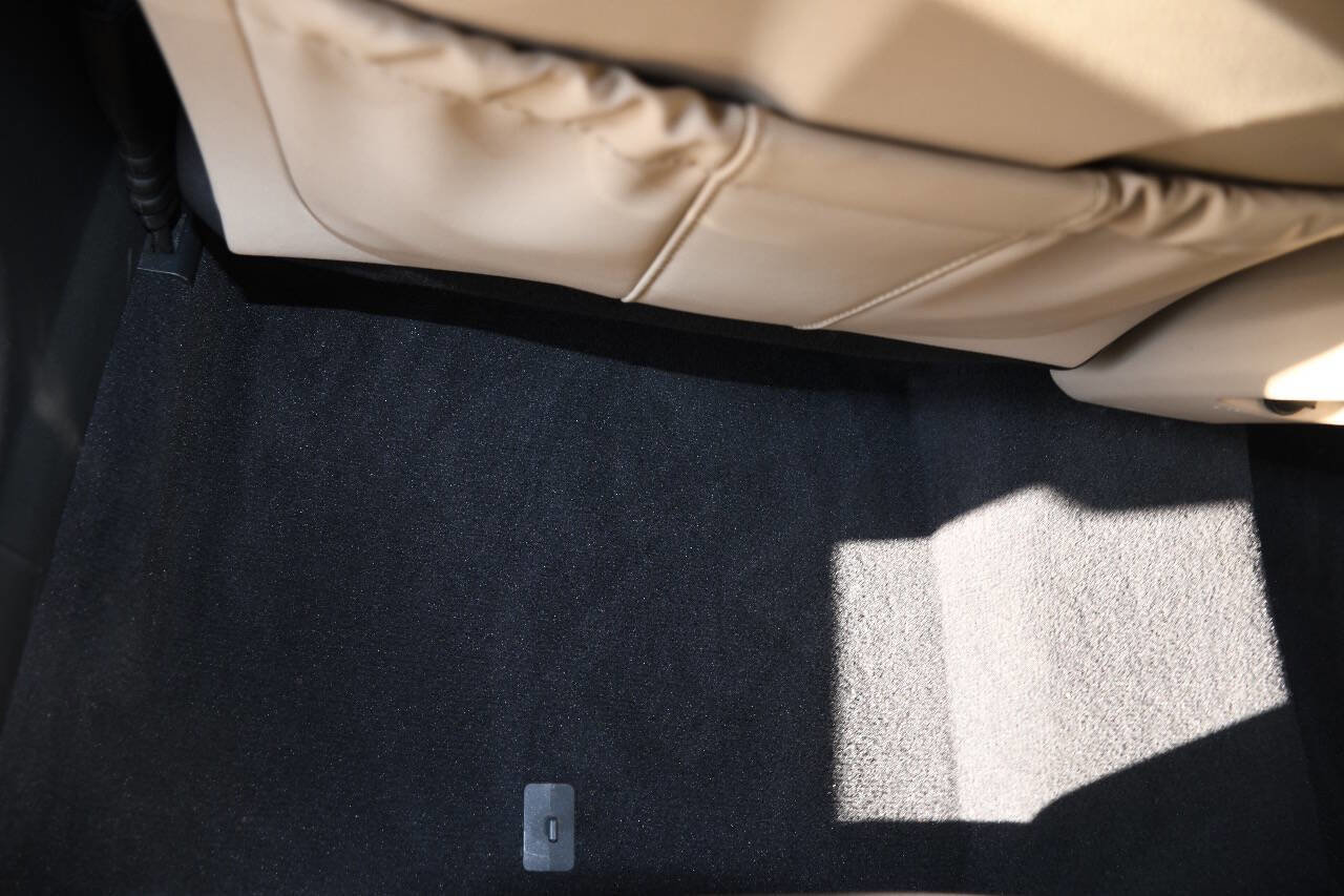 Used 2015 Hyundai Sonata Limited w/ Option Group 05 image 19