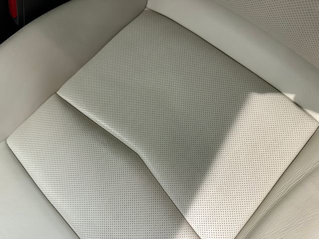 Used 2025 Cadillac XT5 Premium Luxury w/ Technology Package image 10