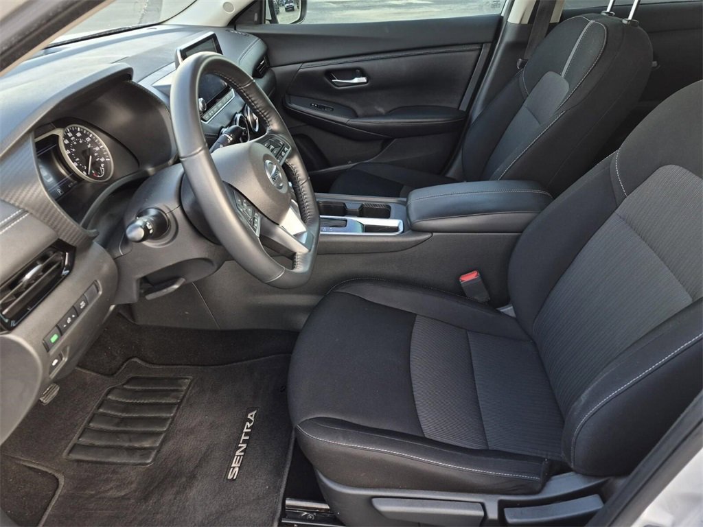 Used 2022 Nissan Sentra SV image 26