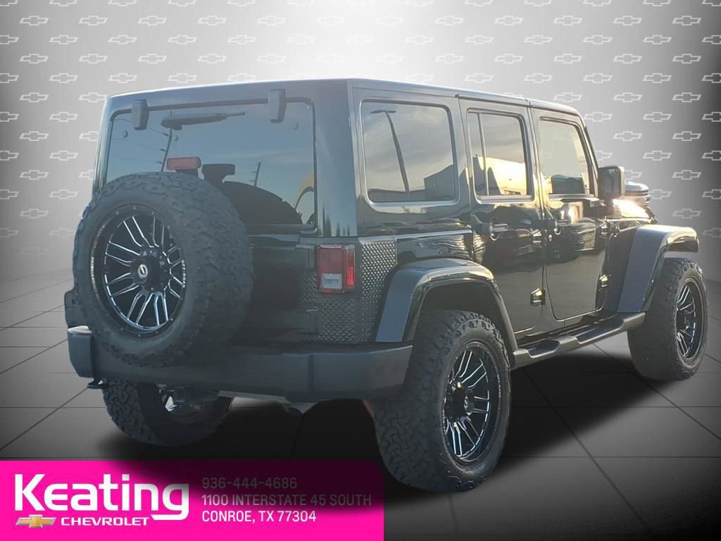 Used 2017 Jeep Wrangler Unlimited Rubicon w/ Connectivity Group image 6